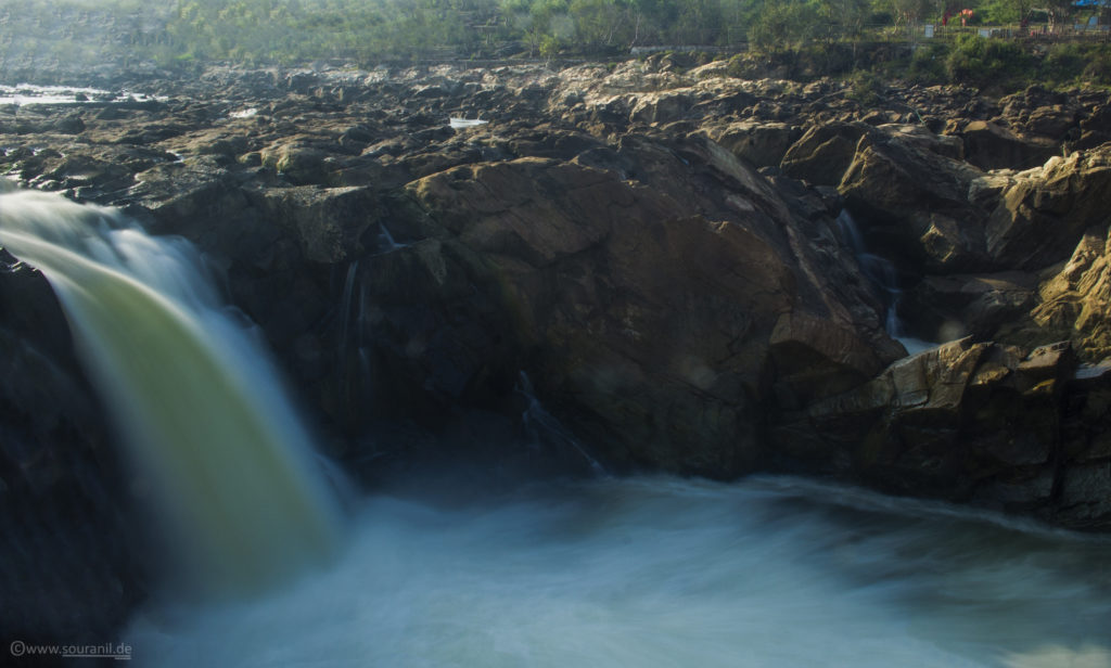 Dhuandhar Falls